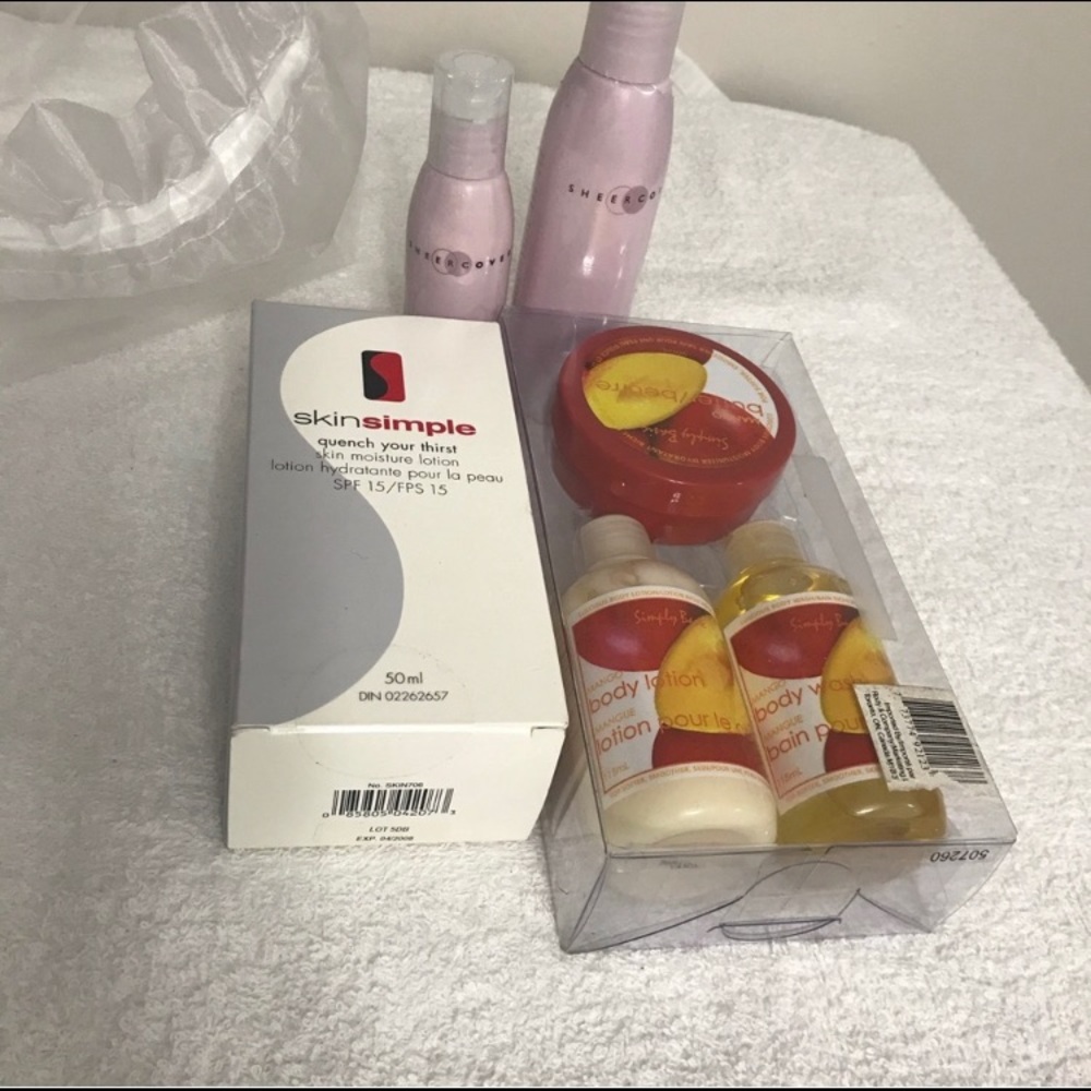 SKINCARE LOT HAMPER